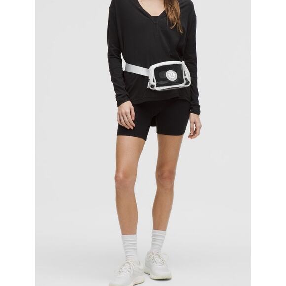 Lululemon Everywhere Belt Bag Fanny Pack 1L Color White Vapor sold Out In Stores - Picture 1 of 12